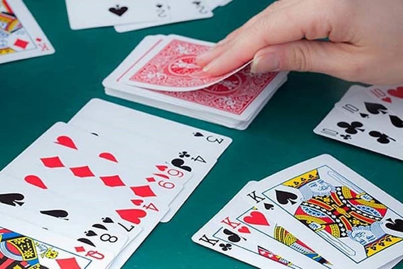 Ù tròn 10 cây là kiểu ù phổ biến nhất trong ván bài phỏm